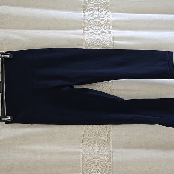 Lululemon Wunder Under Crop (Hi-Rise) *Full-On Luxtreme 21" True Navy - Picture 8 of 10